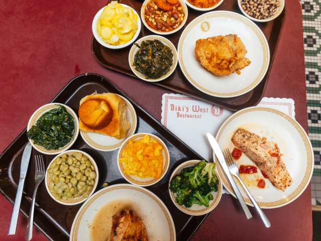 Niki's West by Mary Fehr