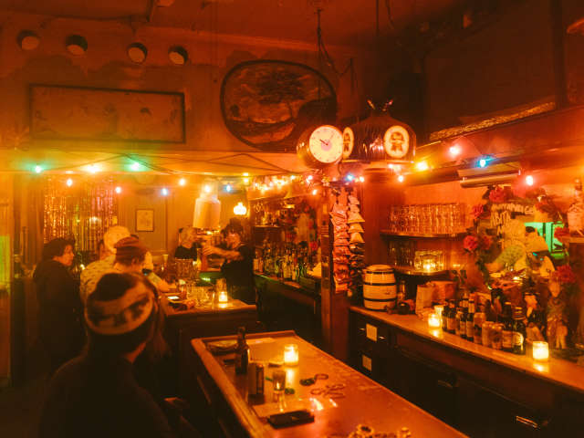 Sunny's Cafe by Noah Devereaux