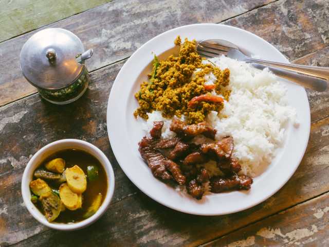 Khao Kang by Noah Devereaux