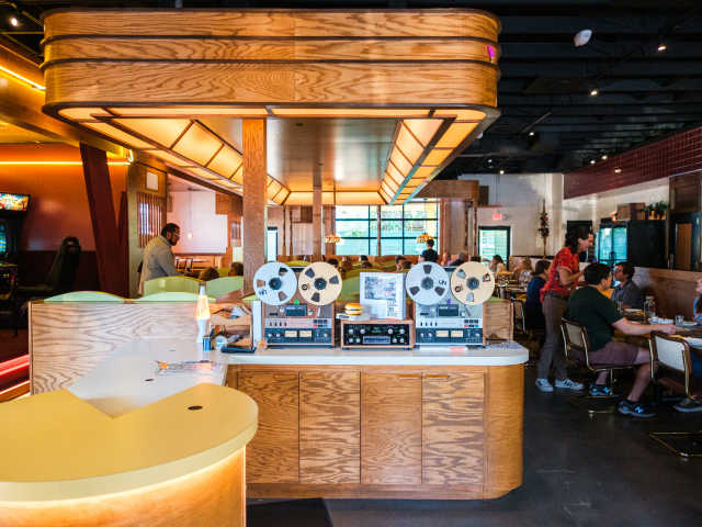 Nonno's by Quit Nguyen