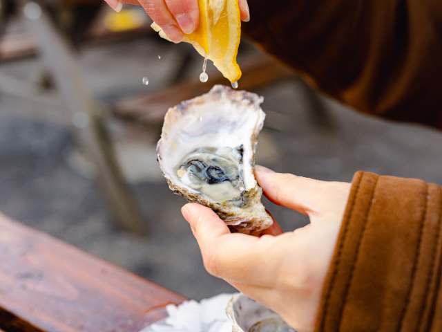 Oyster Shack & Seafood Bar by Koray Firat