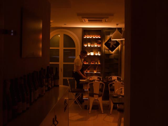 ERRE restaurante bar by R Restaurant