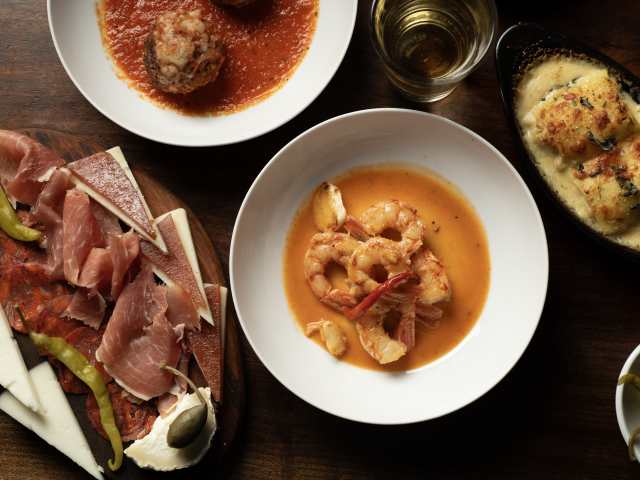 La Boca by Douglas Merriam