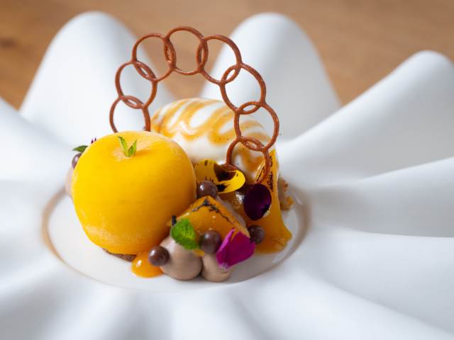 La Petite Colombe by Jan Ras Photography