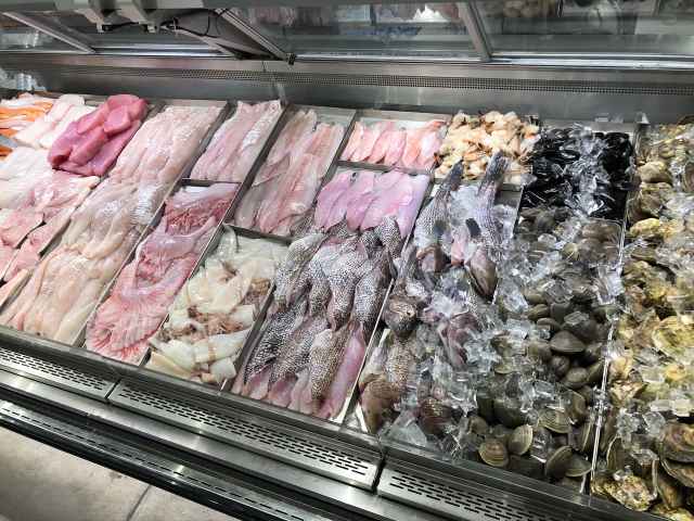 Red's Best Fish Market by Red's Best