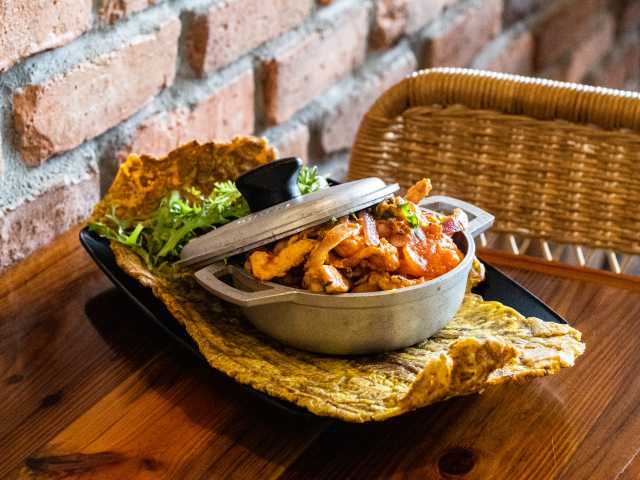 Patacon Pisao by CLEVELAND JENNINGS / @EATTHECANVASLLC