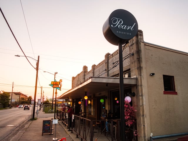 Pearl Bar by Quit Nguyen