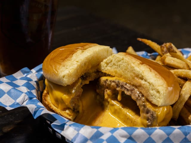 Peppers & Fries Food Truck by Moonlit Road