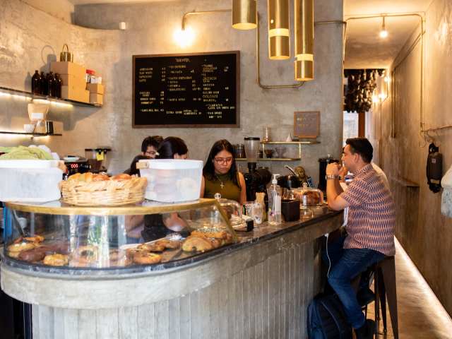 Qūentin Café by Andrew Reiner