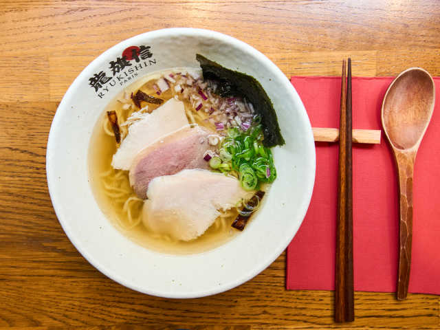 Ryukishin Eiffel by Wenkang Shan