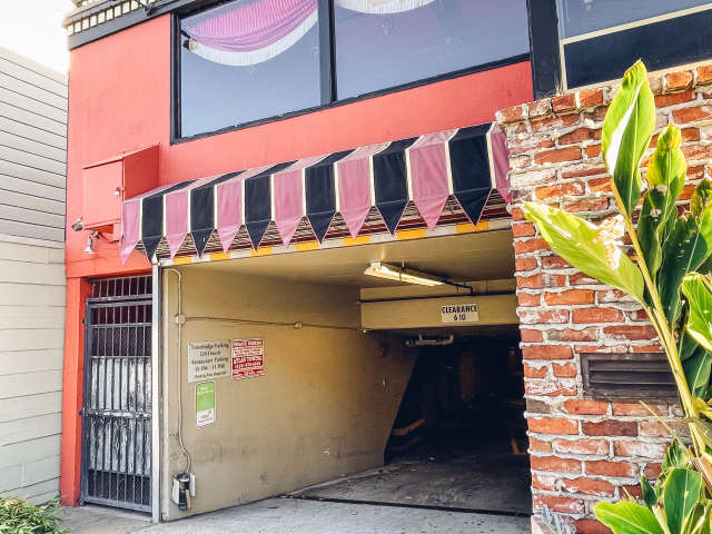 Bobo's by Julia Chen