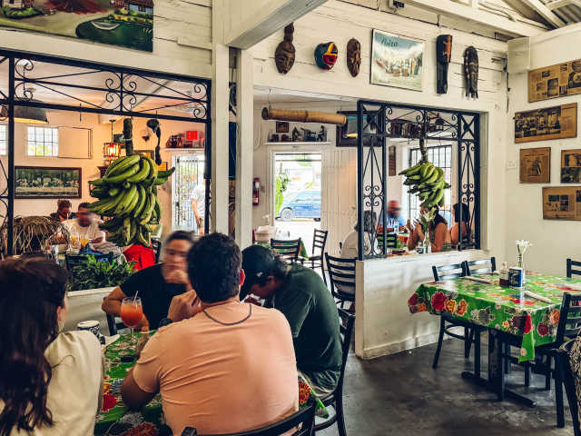 La Casita Blanca by Mariana Trabanino