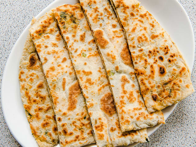 Saray Broadway Cafe by Aleksandra Boruch