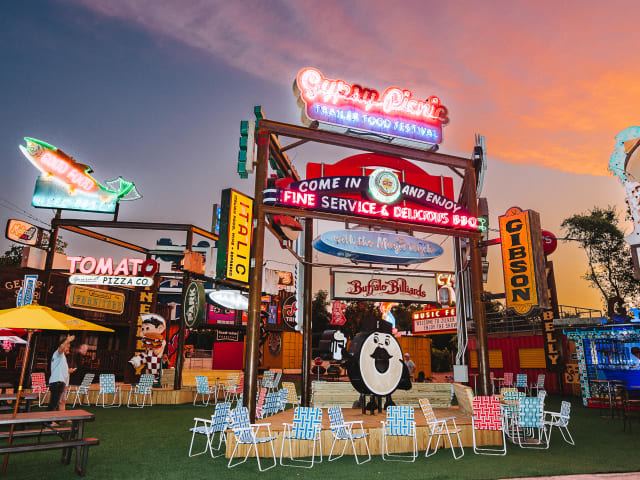 Sign Bar by Sign Bar