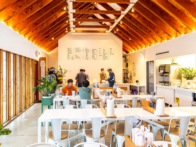 Sip Pho by Richard Casteel