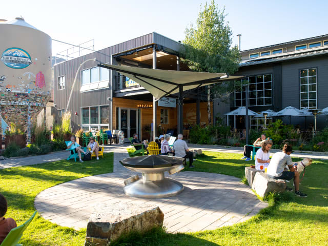 Snake River Brewing by Lindley Rust