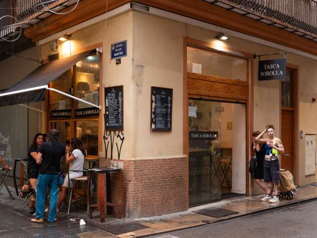 Tasca Sorolla by Ismael Nasrollah