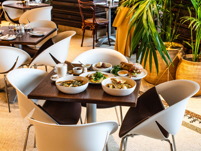 tashas Battersea by Aleksandra Boruch