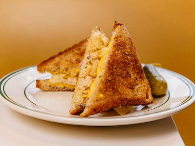 Golden Diner by @TheInfatuation