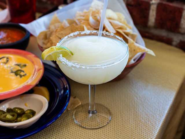 Tia Maria's by Richard Casteel