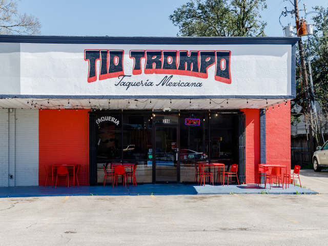 Tío Trompo by Liz Silva