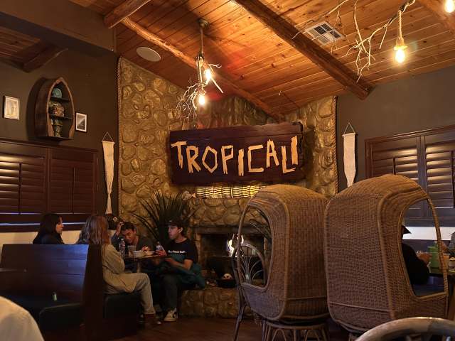 Tropicali by Sylvio Martins