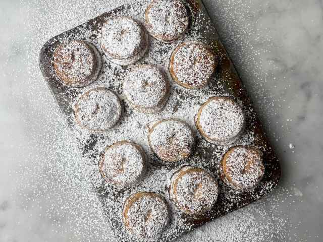 Violet Cakes by Violet