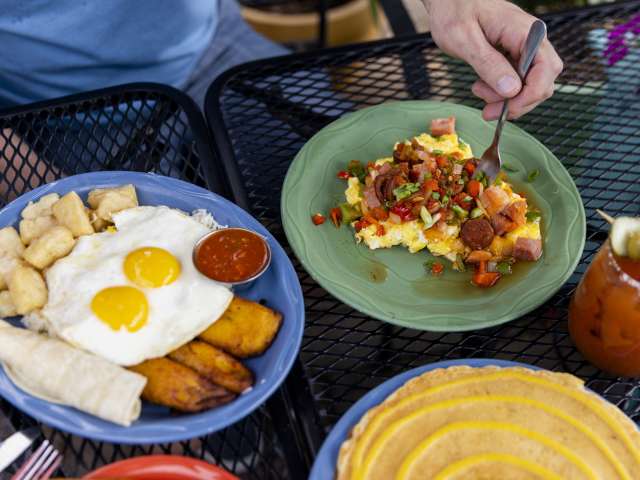 Victor's 1959 Cafe by Moonlit Road