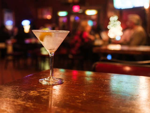 Warren's Inn by Quit Nguyen