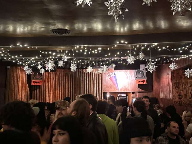 The Silverlake Lounge by Sylvio Martins