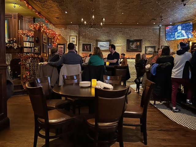 Wilde Irish Bar & Restaurant by John Ringor