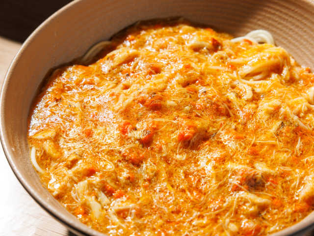 Xie Bao 蟹宝 Manhattan by Alex Staniloff