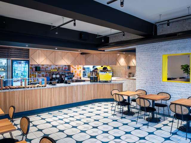 YELLOW Georgetown by Rey Lopez