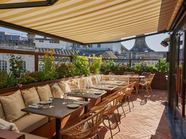 Yasmin Soho by Rebecca Hope