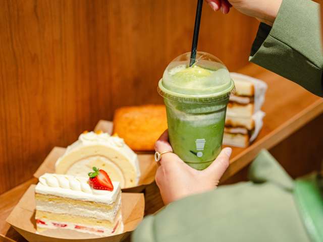 Yumtea (Holborn) by Koray Firat