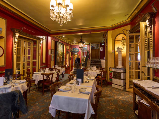 Le Procope by Wenkang Shan