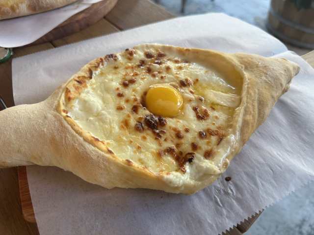 Jonjoli Georgian Cafe by Mariana Trabanino