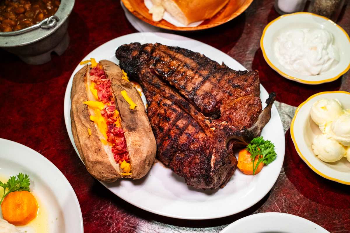 Cattleman's Steakhouse at Indian Cliffs Ranch - Review - Fabens - El ...