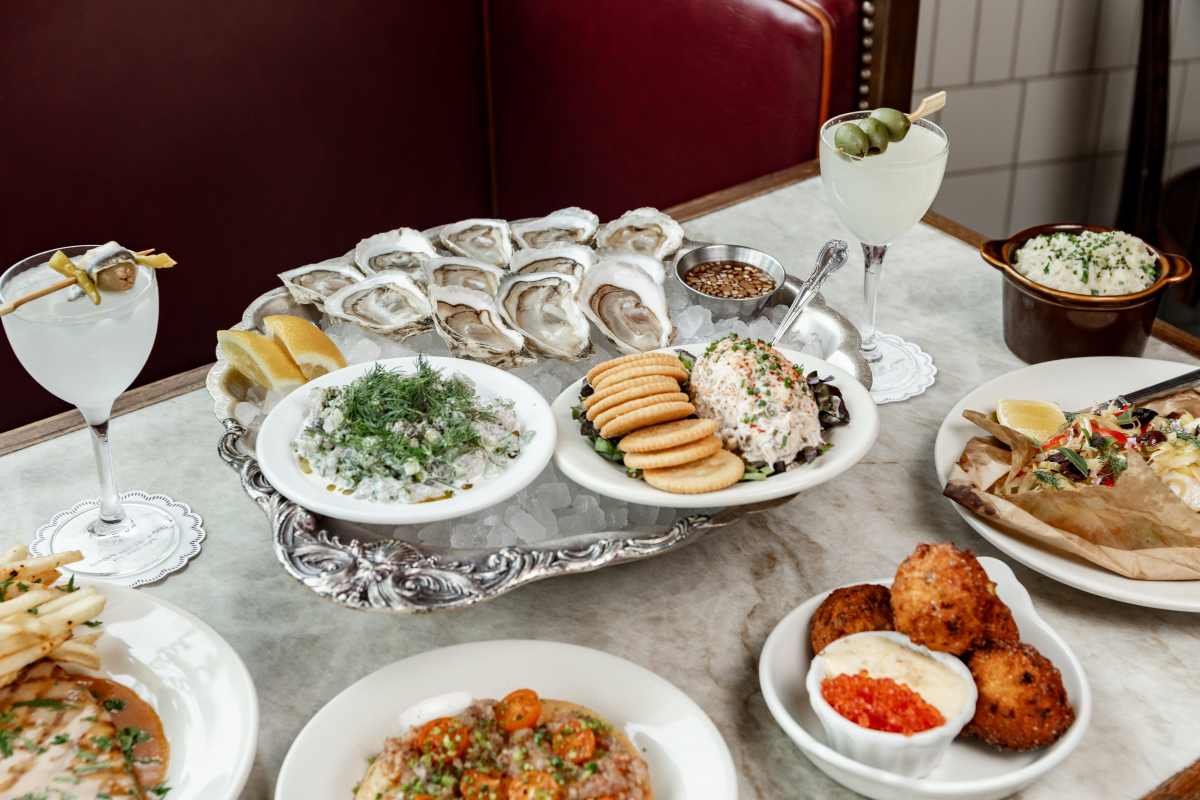 Queen’s has everything you want from a neighborhood oyster bar - Review ...