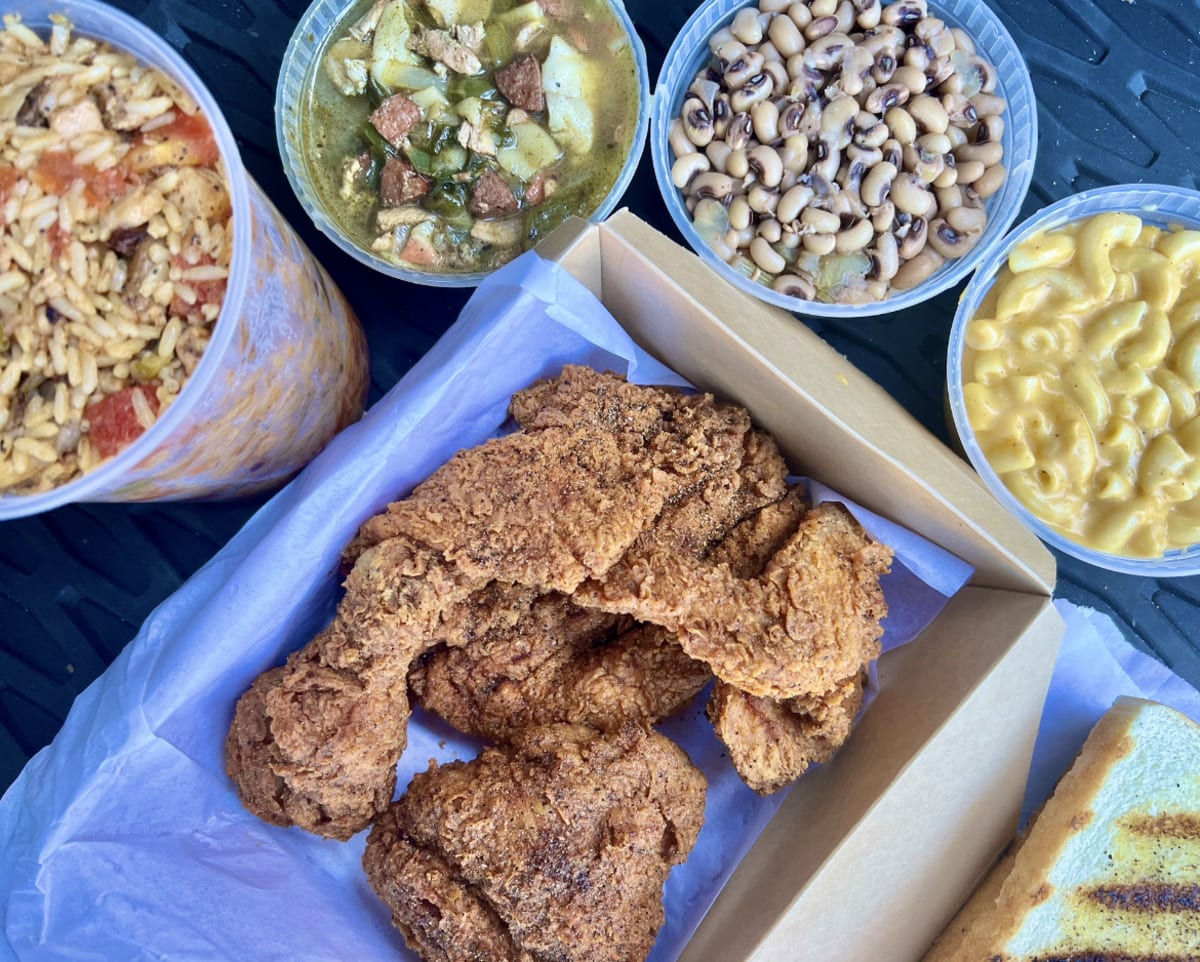 Les Sisters' Southern Kitchen & BBQ Review San Fernando Los Angeles