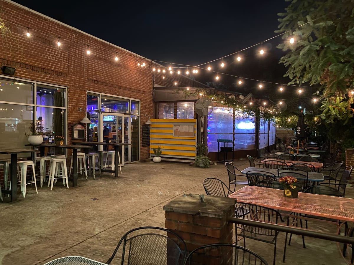 Midway Pub Review East Atlanta Village Atlanta The Infatuation