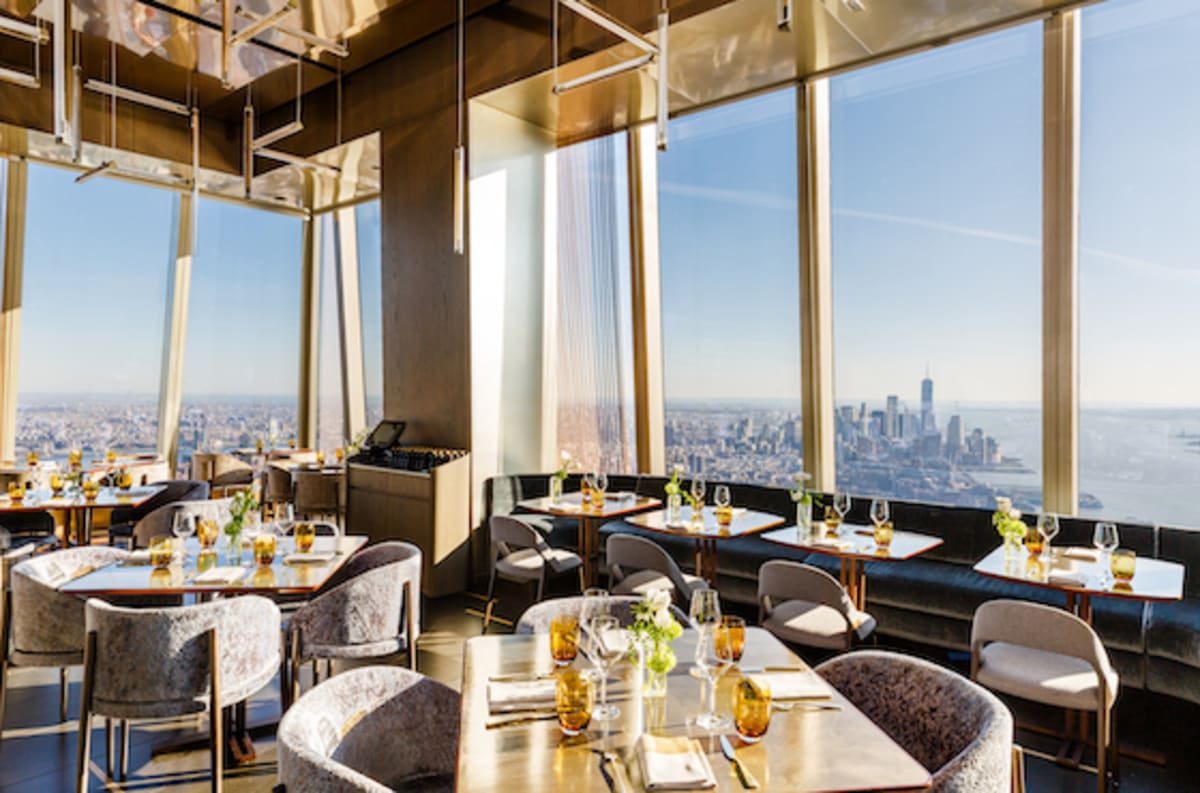 Lunch at Neiman Marcus's Zodiac Room, the One Place in Hudson Yards That  Actually Feels Like New York