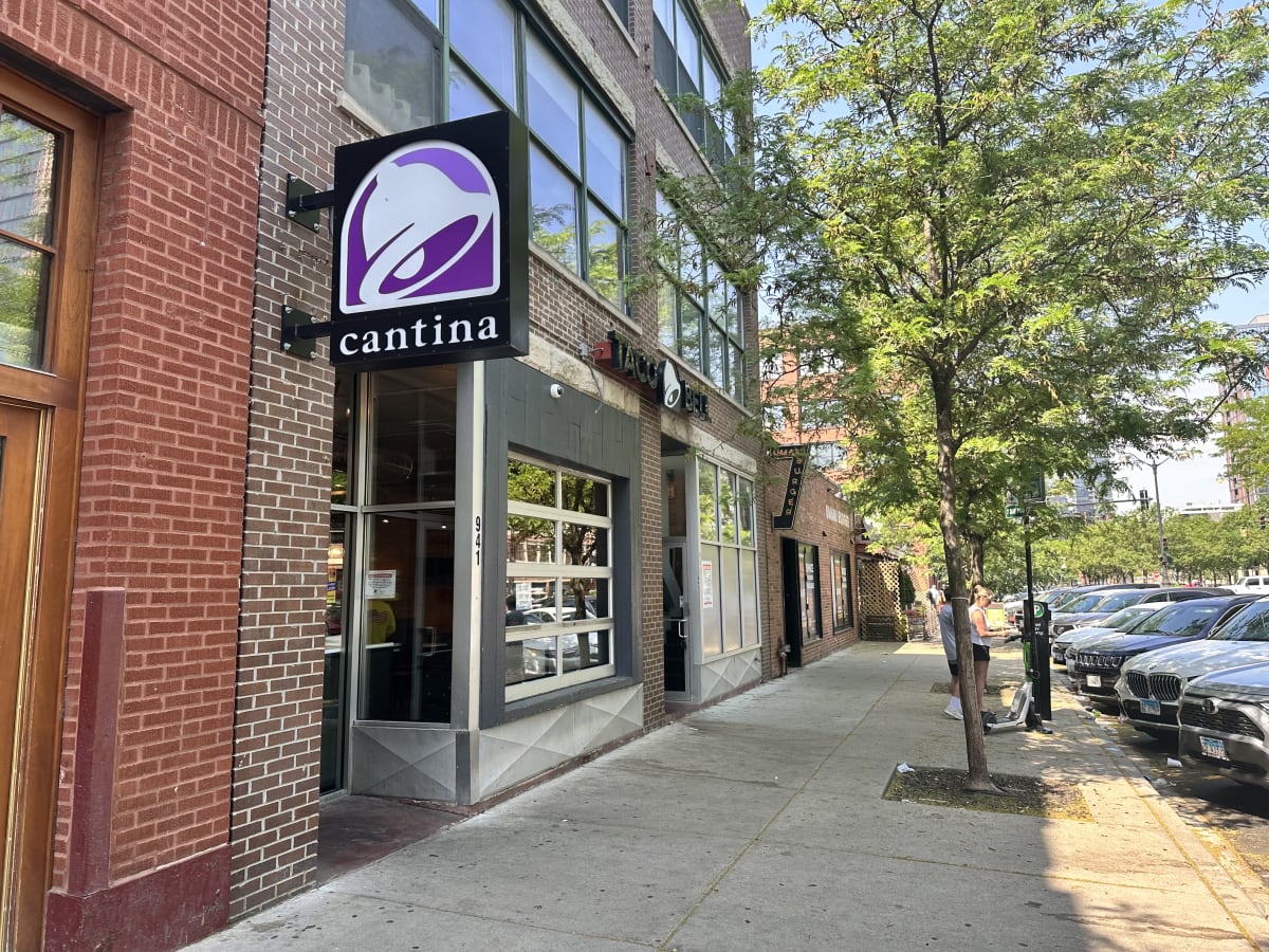 Taco Bell Cantina Review West Loop Chicago The Infatuation