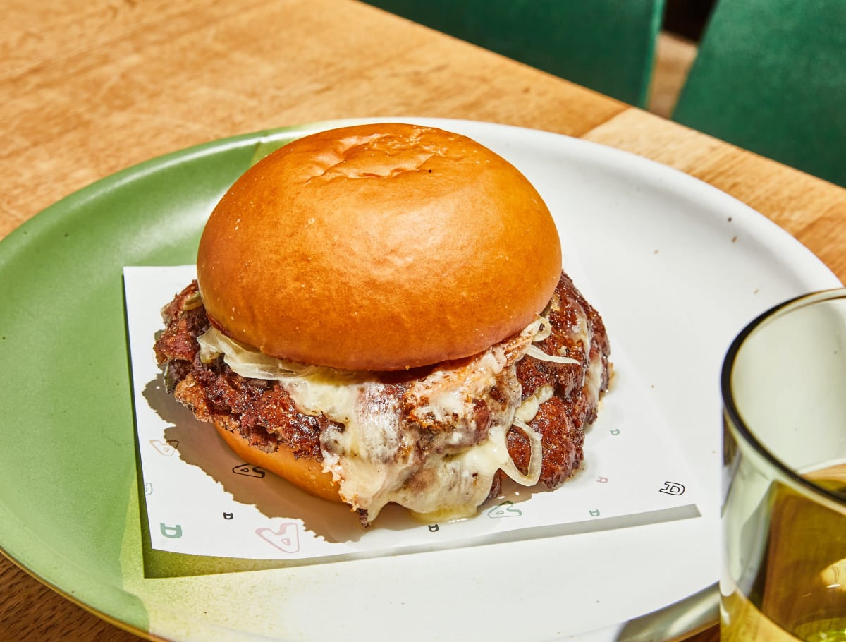 The 16 Best Burgers In San Francisco - San Francisco - The Infatuation