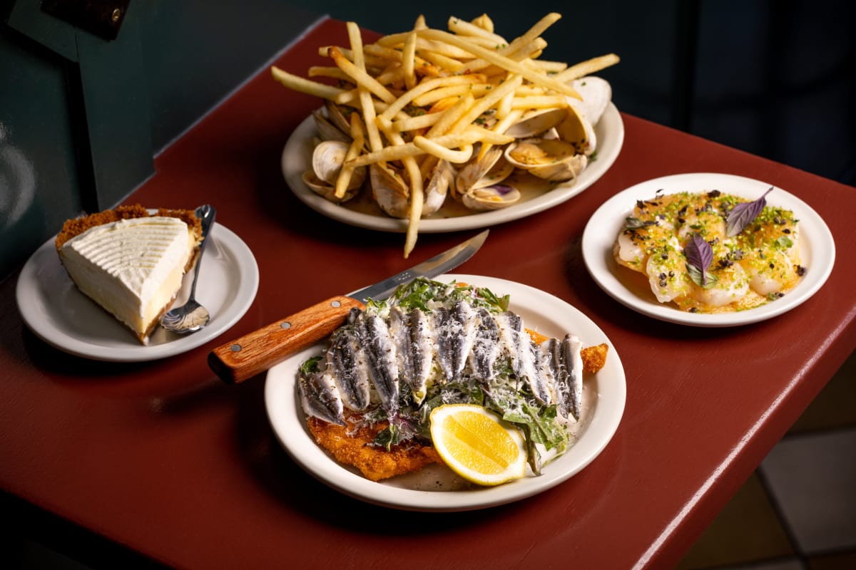 Found Oyster Review East Hollywood Los Angeles The Infatuation