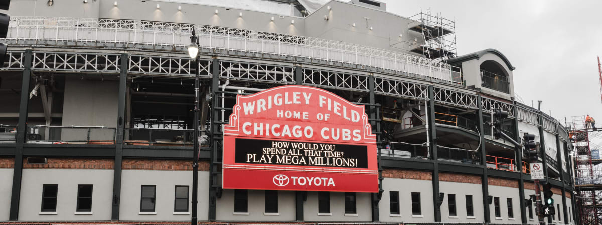 17 Wrigleyville Bars Where You Can Watch the Cubs Play