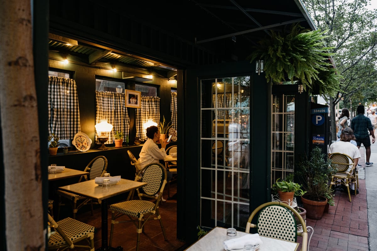 NYC Restaurants With Outdoor Heat Lamps New York The Infatuation