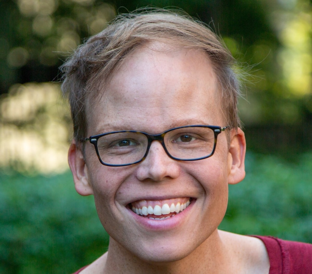 Jeff Hiller’s Downtown Spots For A Budget Pre-Show Meal - The Infatuation