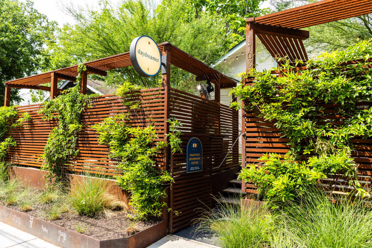The Best Bars For First Dates In Austin - Austin - The Infatuation