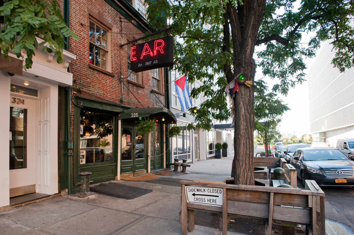 Ear Inn - Review - Hudson Square - New York - The Infatuation